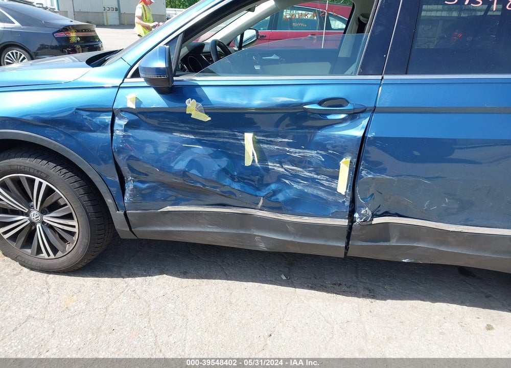 2018 VOLKSWAGEN TIGUAN 2.0T SE/2.0T SEL VIN: 3VV2B7AX2JM014845