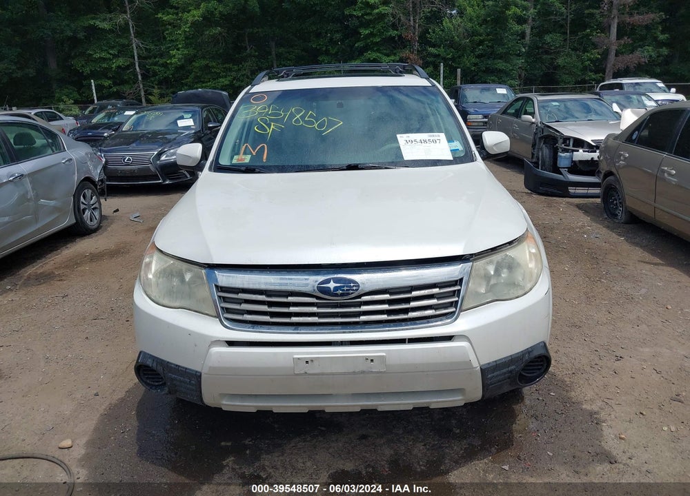 2011 SUBARU FORESTER 2.5X PREMIUM VIN: JF2SHADC0BH752539