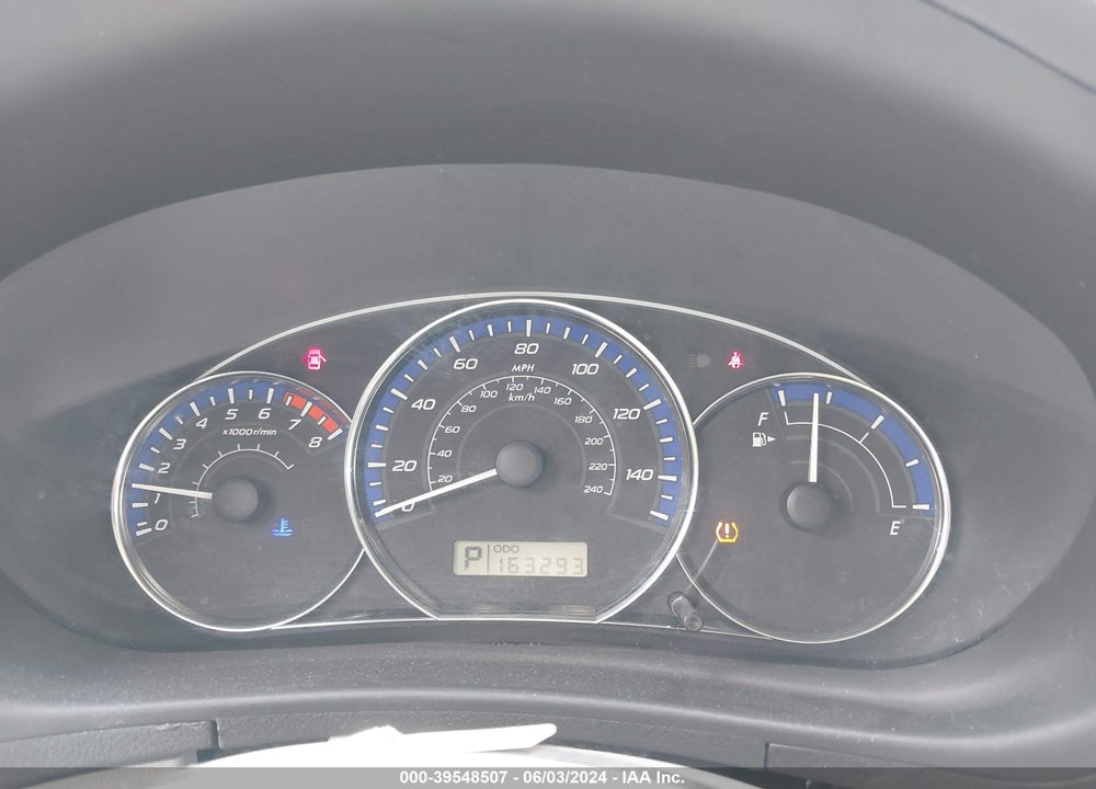 2011 SUBARU FORESTER 2.5X PREMIUM VIN: JF2SHADC0BH752539