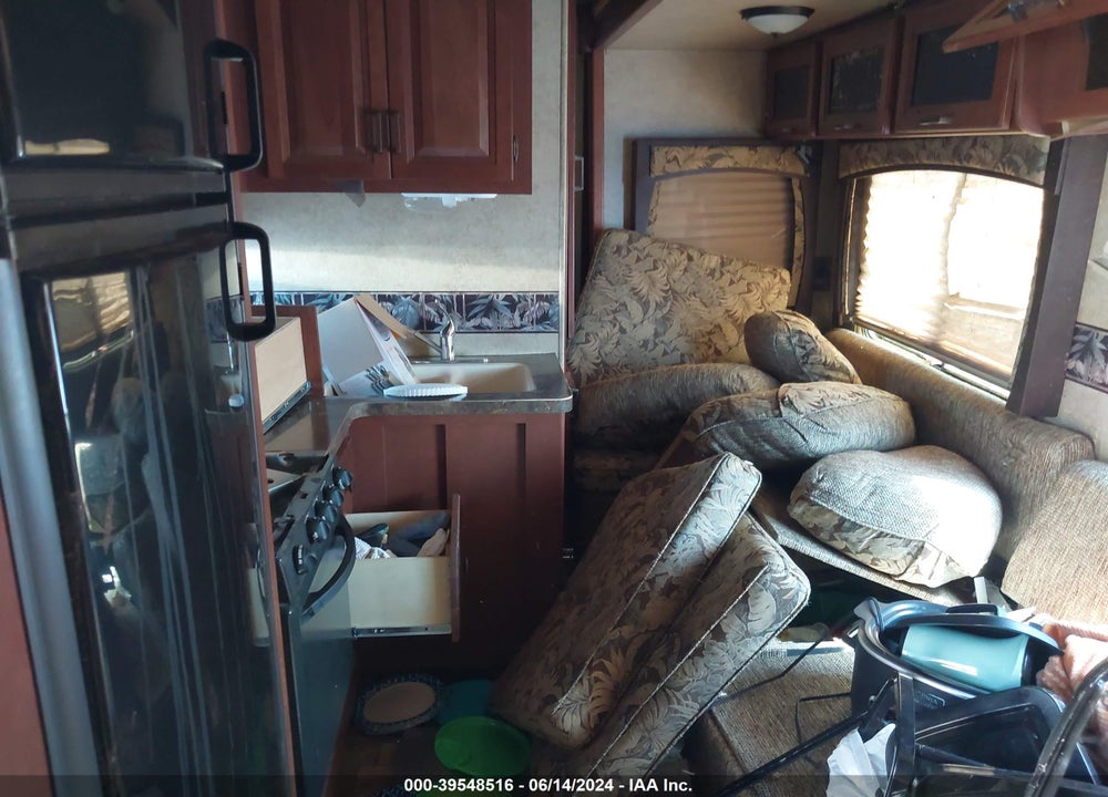 2011 FOREST RIVER TRAVEL TRAILER VIN: 4X4FSEN21BJ036444