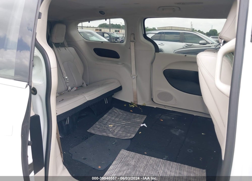 2017 CHRYSLER PACIFICA TOURING L PLUS VIN: 2C4RC1EG4HR538339