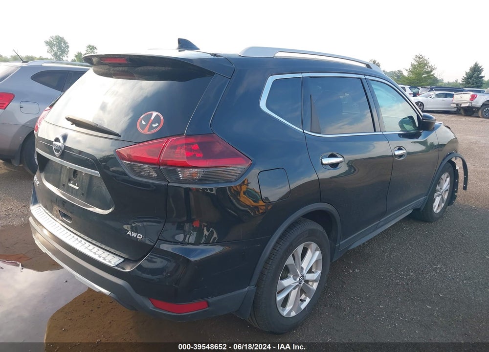 2018 NISSAN ROGUE S VIN: 5N1AT2MV3JC784523