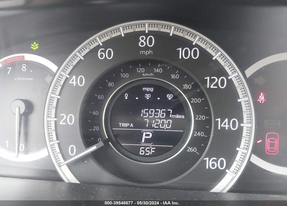 2015 HONDA ACCORD VIN: 1HGCR2F30FA002545