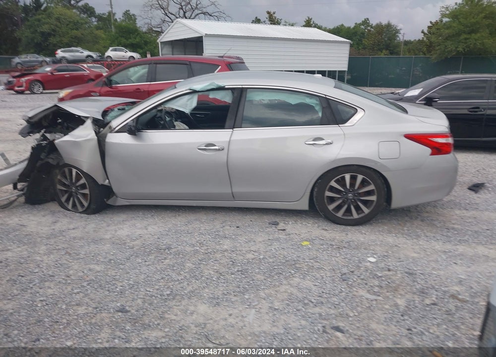 2017 NISSAN ALTIMA 2.5 SV VIN: 1N4AL3AP0HC261332