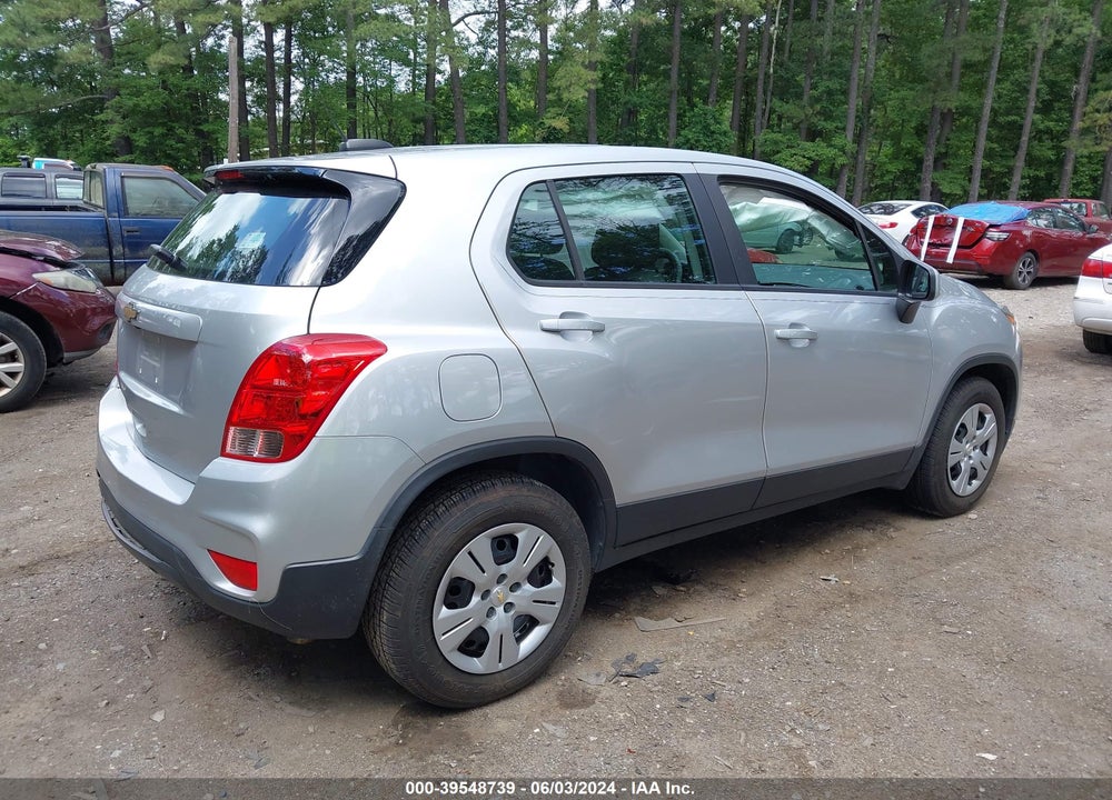 2018 CHEVROLET TRAX LS VIN: KL7CJKSB8JB508823