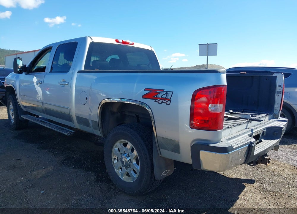 2014 CHEVROLET SILVERADO 2500HD LT VIN: 1GC1KXC81EF165102