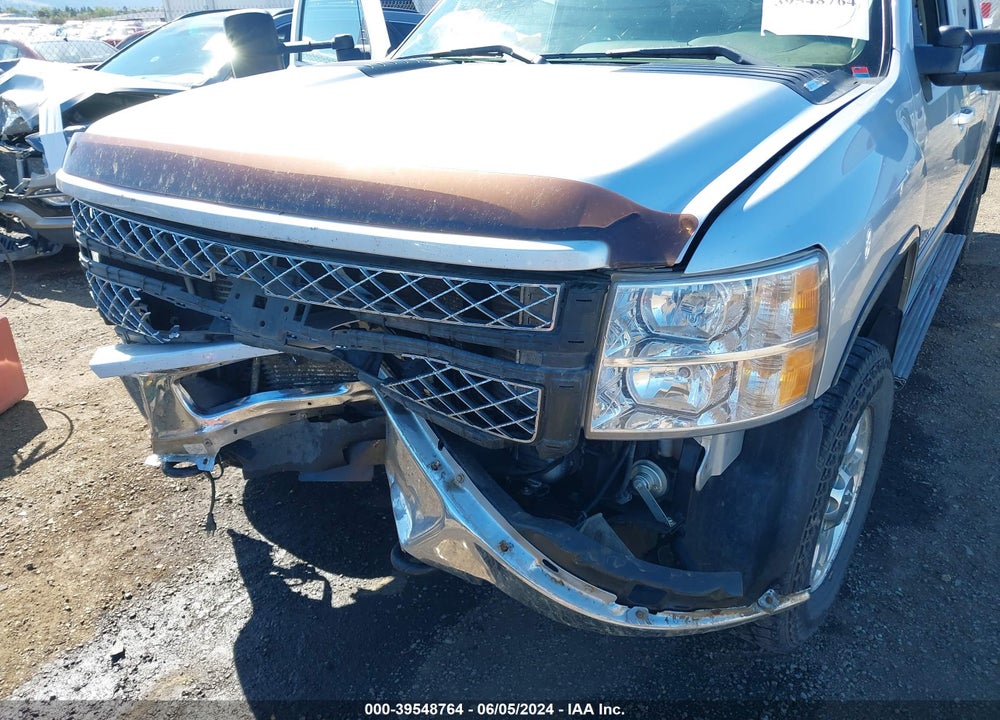 2014 CHEVROLET SILVERADO 2500HD LT VIN: 1GC1KXC81EF165102