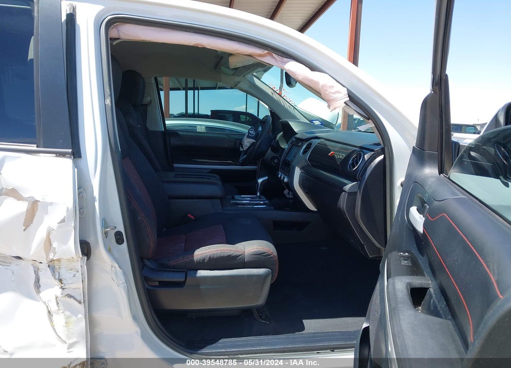 2015 TOYOTA TUNDRA TRD PRO 5.7L V8 VIN: 5TFDW5F19FX488037