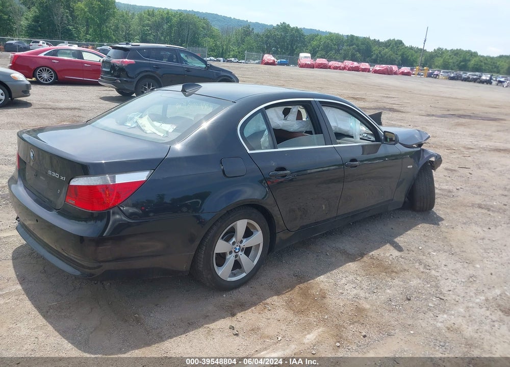 2007 BMW 530XI VIN: WBANF73597CU23900