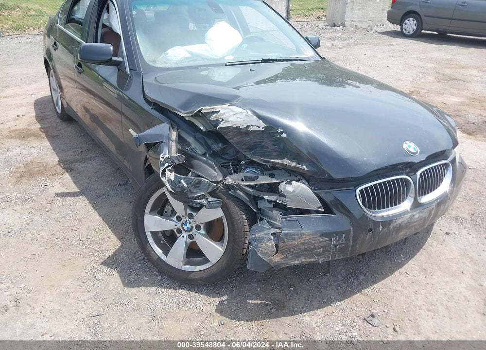2007 BMW 530XI VIN: WBANF73597CU23900