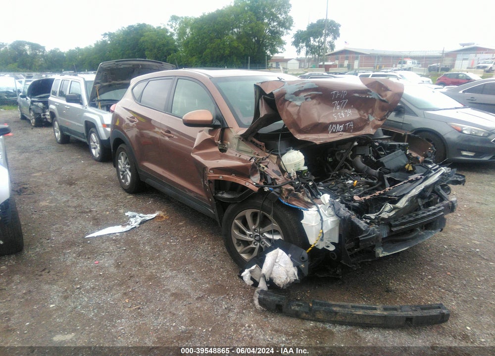 2016 HYUNDAI TUCSON SE VIN: KM8J23A44GU187677
