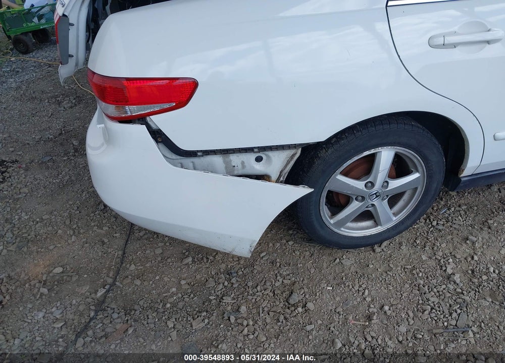 2004 HONDA ACCORD 2.4 LX VIN: 1HGCM56444A060650