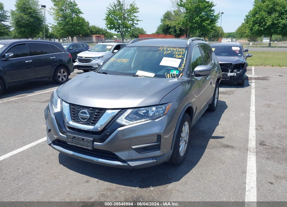 2018 NISSAN ROGUE SV VIN: KNMAT2MV8JP556286