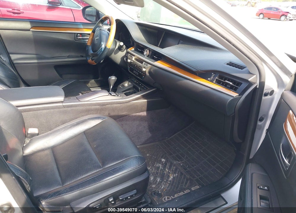 2014 LEXUS ES 300H VIN: JTHBW1GG4E2067050