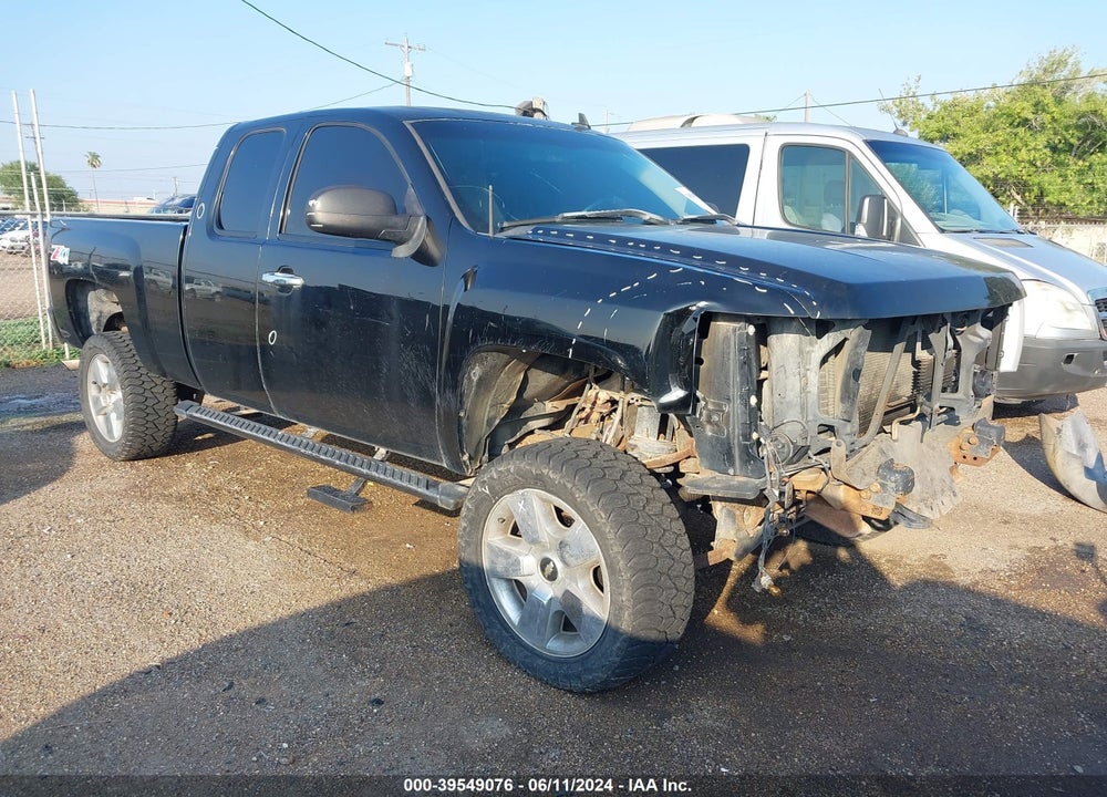 2007 CHEVROLET SILVERADO 1500 LT1 VIN: 1GCEK19047E502077