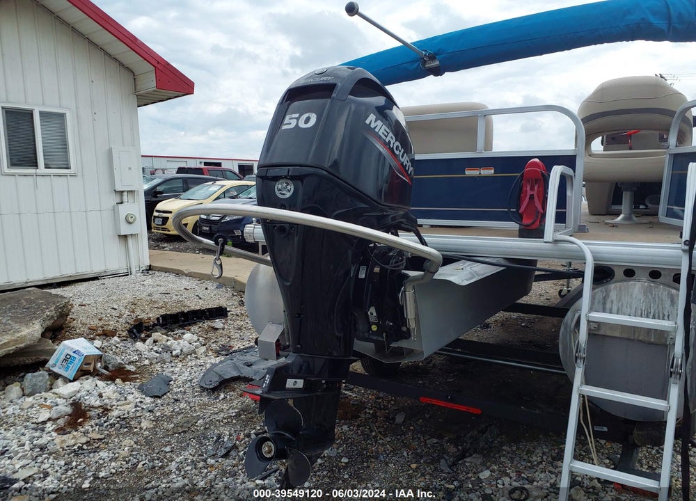 2020 BASS TRACKER CLASSIC AND TRAILER VIN: BUJ60969C020