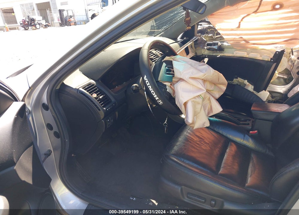 2005 HONDA ACCORD VIN: 1HGCM66565A026967