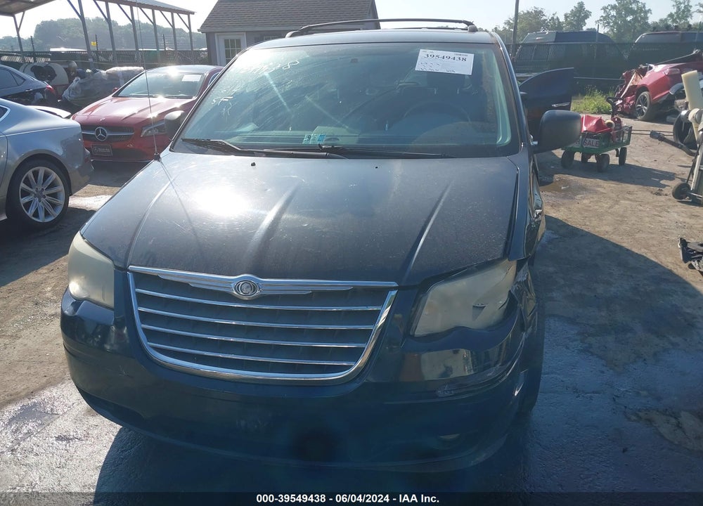 2010 CHRYSLER TOWN & COUNTRY VIN: 2A4RR5D1XAR375912