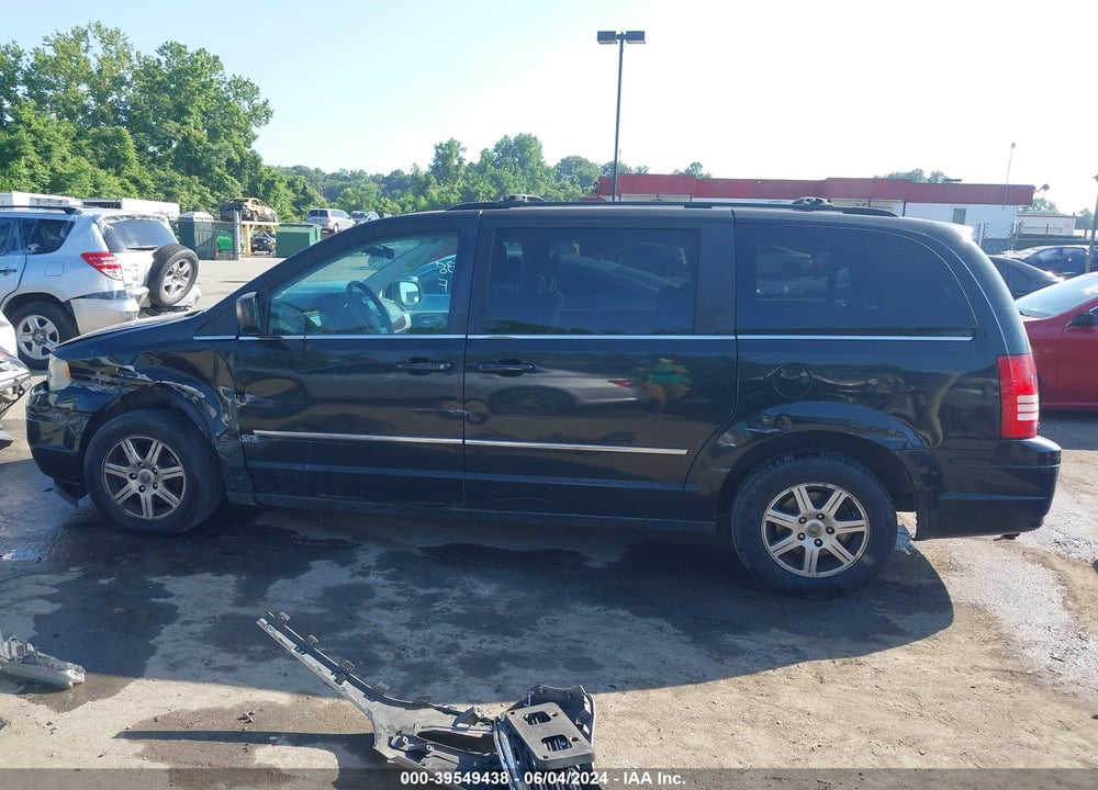 2010 CHRYSLER TOWN & COUNTRY VIN: 2A4RR5D1XAR375912