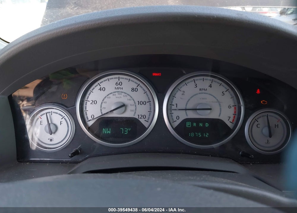 2010 CHRYSLER TOWN & COUNTRY VIN: 2A4RR5D1XAR375912