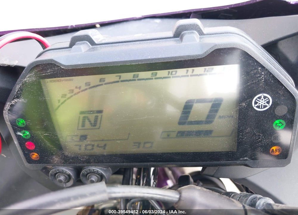 2023 YAMAHA YZFR3 A VIN: MH3RH18Y5PK010734