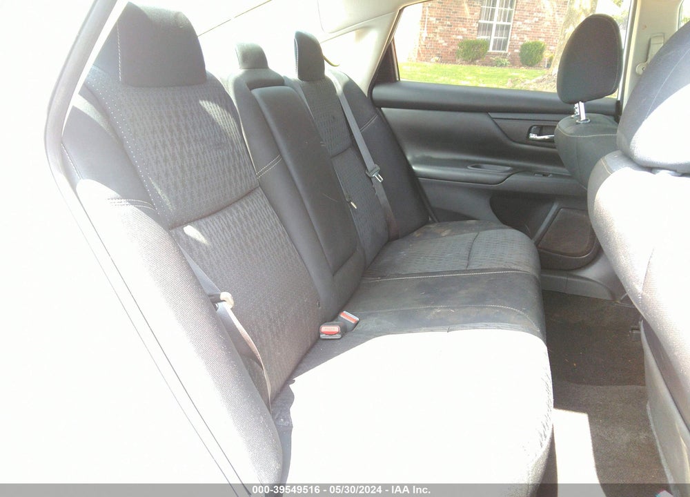 2017 NISSAN ALTIMA 2.5/S/SV/SL/SR VIN: 1N4AL3AP1HN304628
