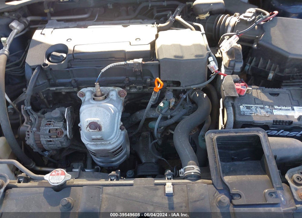 2015 HONDA ACCORD VIN: 1HGCR2F51FA041324