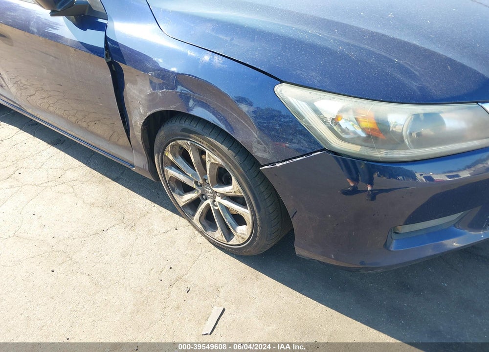 2015 HONDA ACCORD VIN: 1HGCR2F51FA041324
