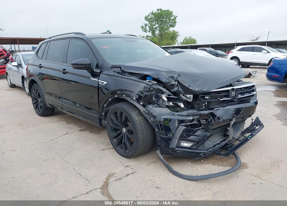 2021 VOLKSWAGEN TIGUAN VIN: 3VV3B7AX3MM015270