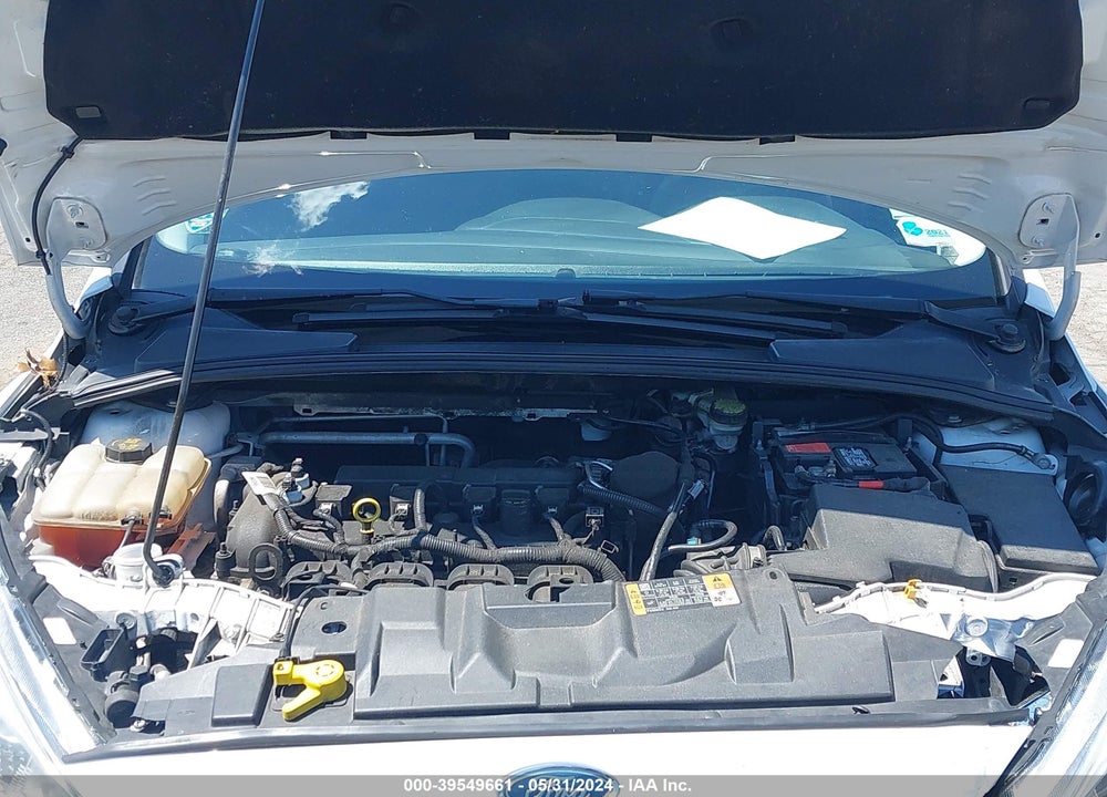 2015 FORD FOCUS SE VIN: 1FADP3K28FL223574