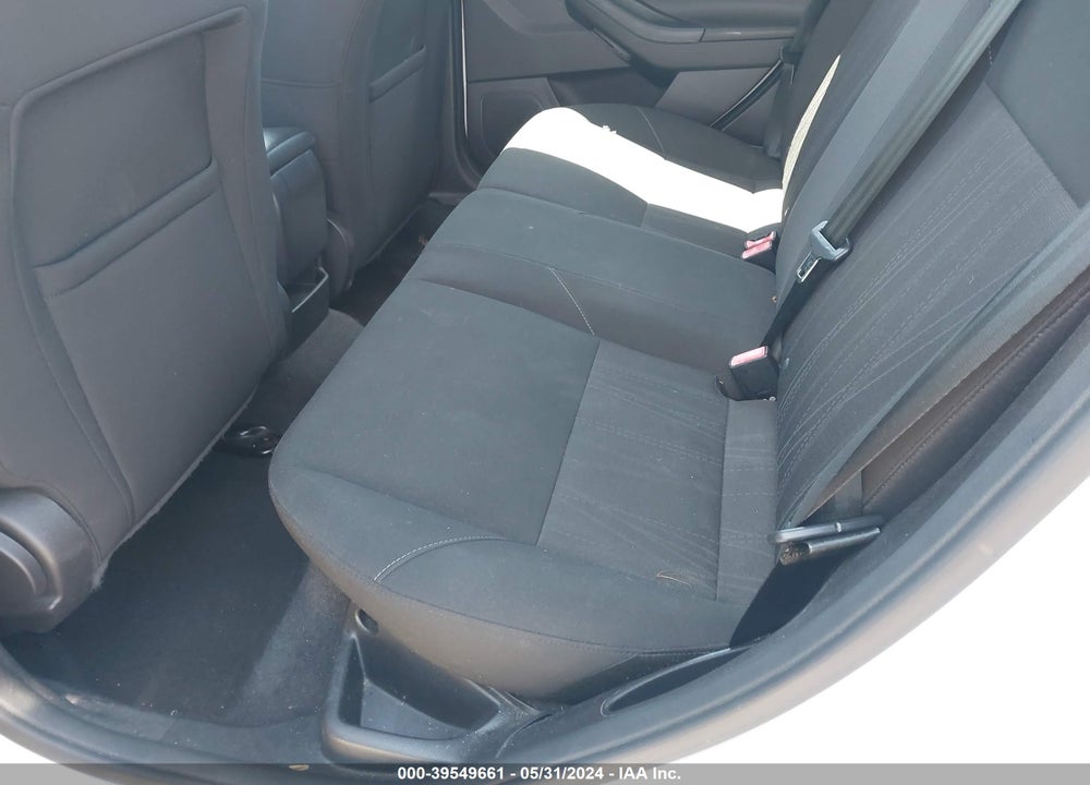 2015 FORD FOCUS SE VIN: 1FADP3K28FL223574