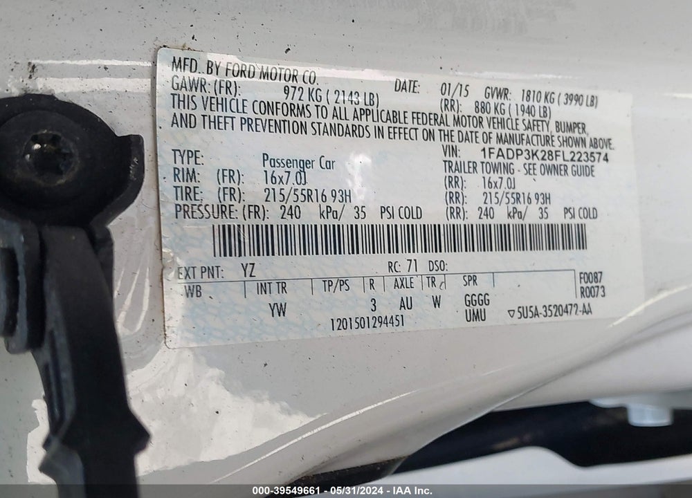 2015 FORD FOCUS SE VIN: 1FADP3K28FL223574