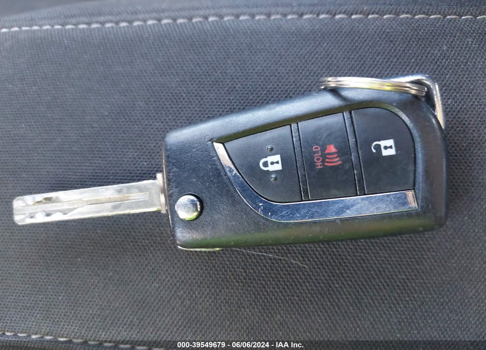 2017 TOYOTA COROLLA IM VIN: JTNKARJE8HJ537186