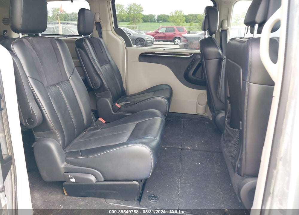 2011 CHRYSLER TOWN & COUNTRY LIMITED VIN: 2A4RR6DG5BR688281