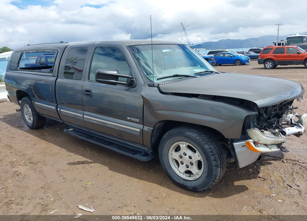 2000 CHEVROLET SILVERADO 1500 LS VIN: 1GCEC19T4YE337673