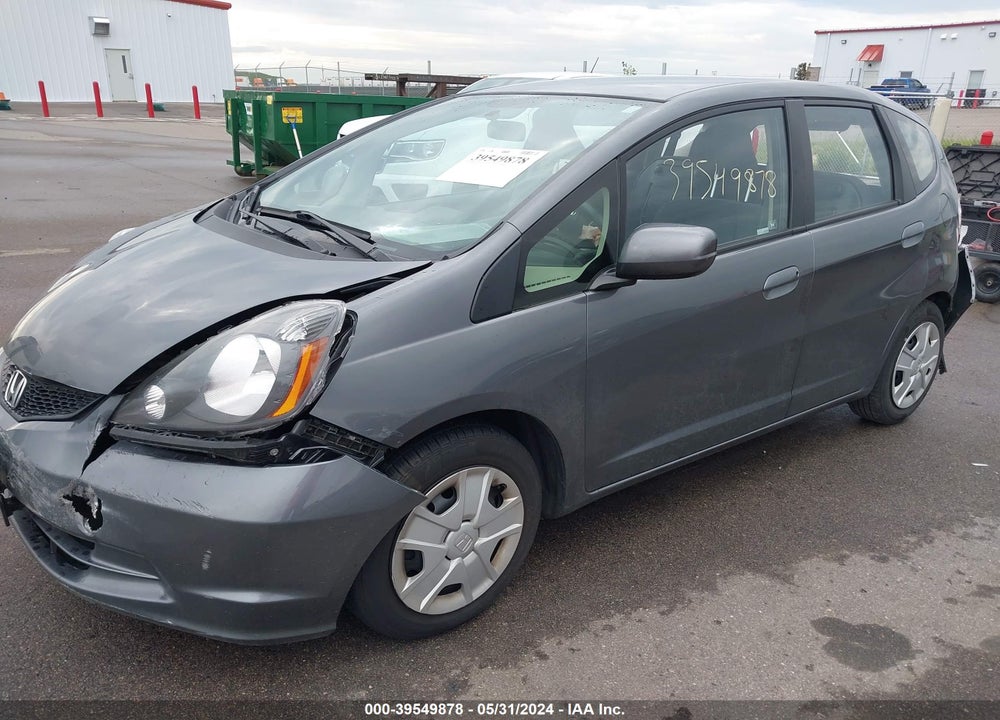 2013 HONDA FIT VIN: JHMGE8H34DC027380