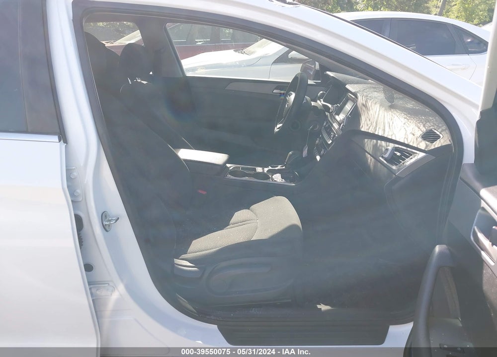 2018 HYUNDAI SONATA SE VIN: 5NPE24AF7JH601226