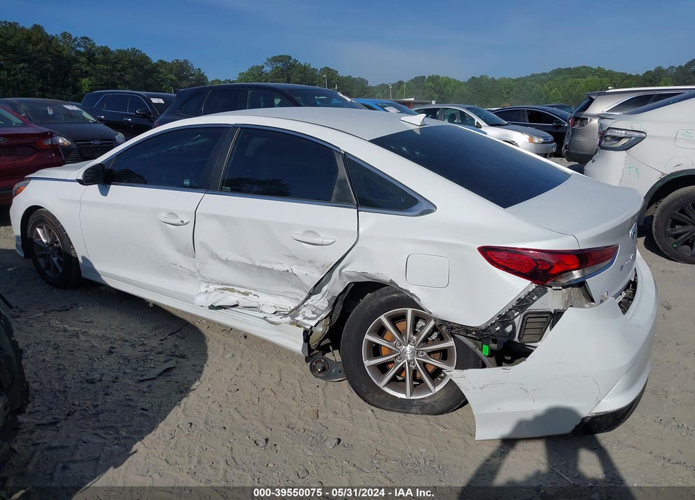 2018 HYUNDAI SONATA SE VIN: 5NPE24AF7JH601226