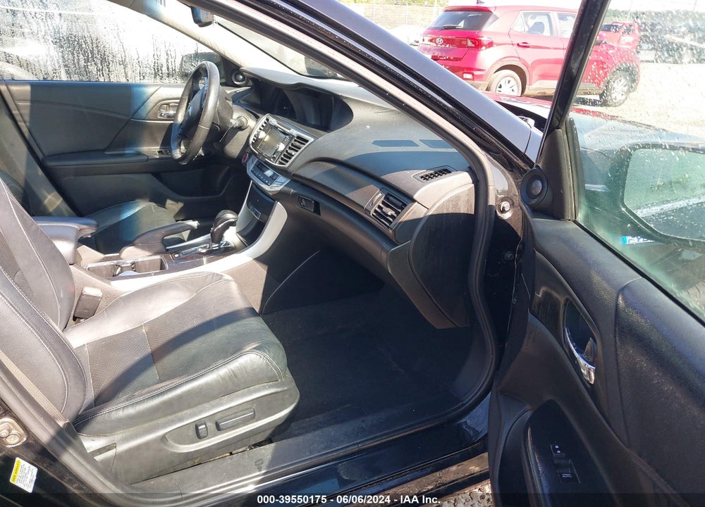 2015 HONDA ACCORD HYBRID EX-L VIN: 1HGCR6F55FA012304
