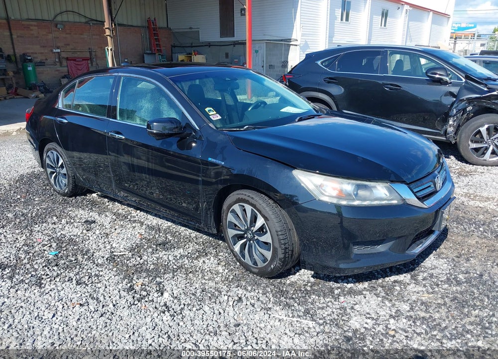 2015 HONDA ACCORD HYBRID EX-L VIN: 1HGCR6F55FA012304