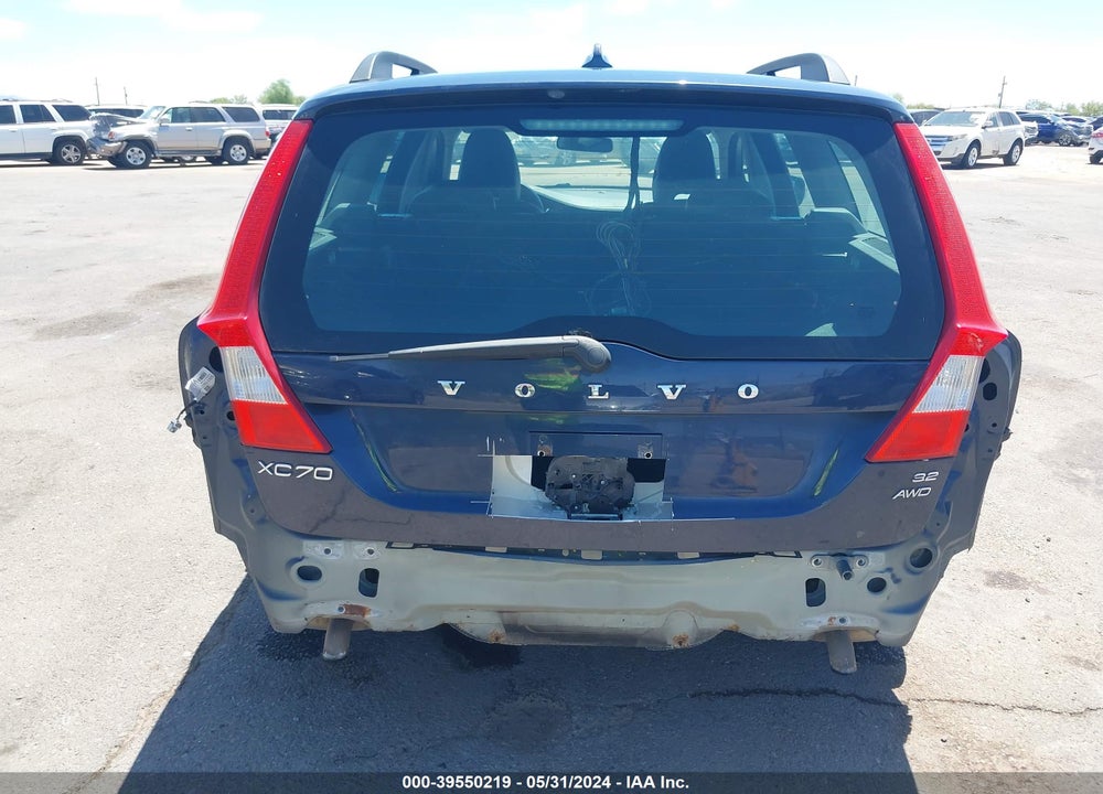 2010 VOLVO XC70 3.2 VIN: YV4960BZ8A1082778