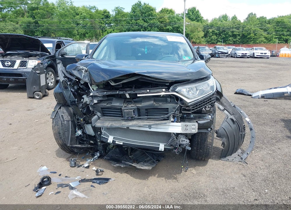 2018 HONDA CR-V EX VIN: 7FARW2H58JE077983