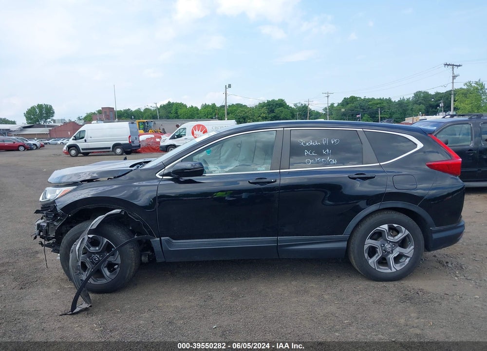 2018 HONDA CR-V EX VIN: 7FARW2H58JE077983