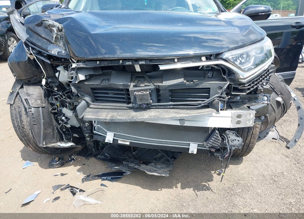 2018 HONDA CR-V EX VIN: 7FARW2H58JE077983
