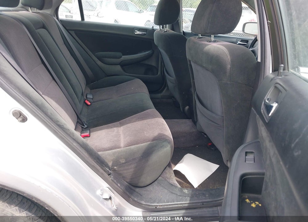 2005 HONDA ACCORD 2.4 LX VIN: 1HGCM56445A074551