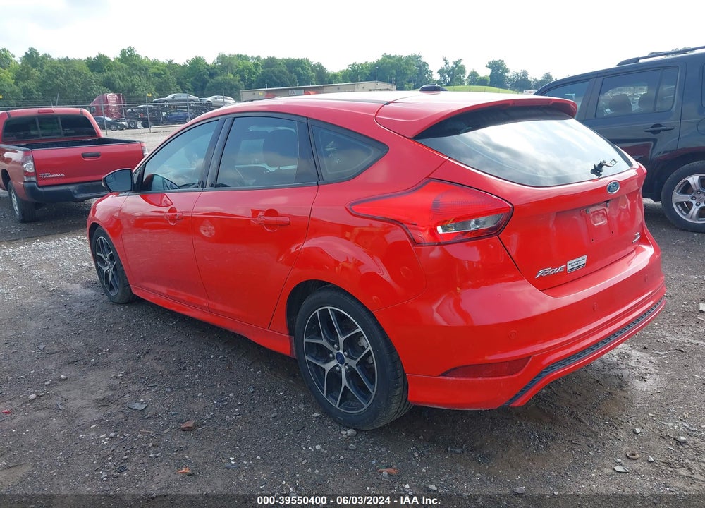 2015 FORD FOCUS SE VIN: 1FADP3K2XFL298227