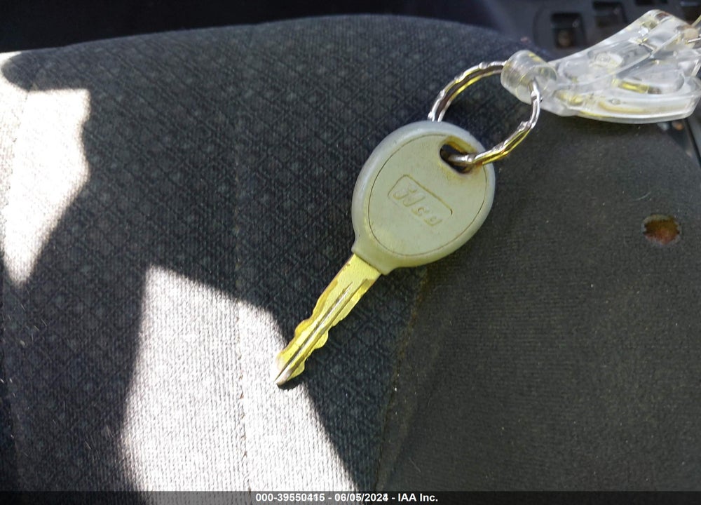 2005 CHRYSLER PT CRUISER VIN: 3C4FY48BX5T523519