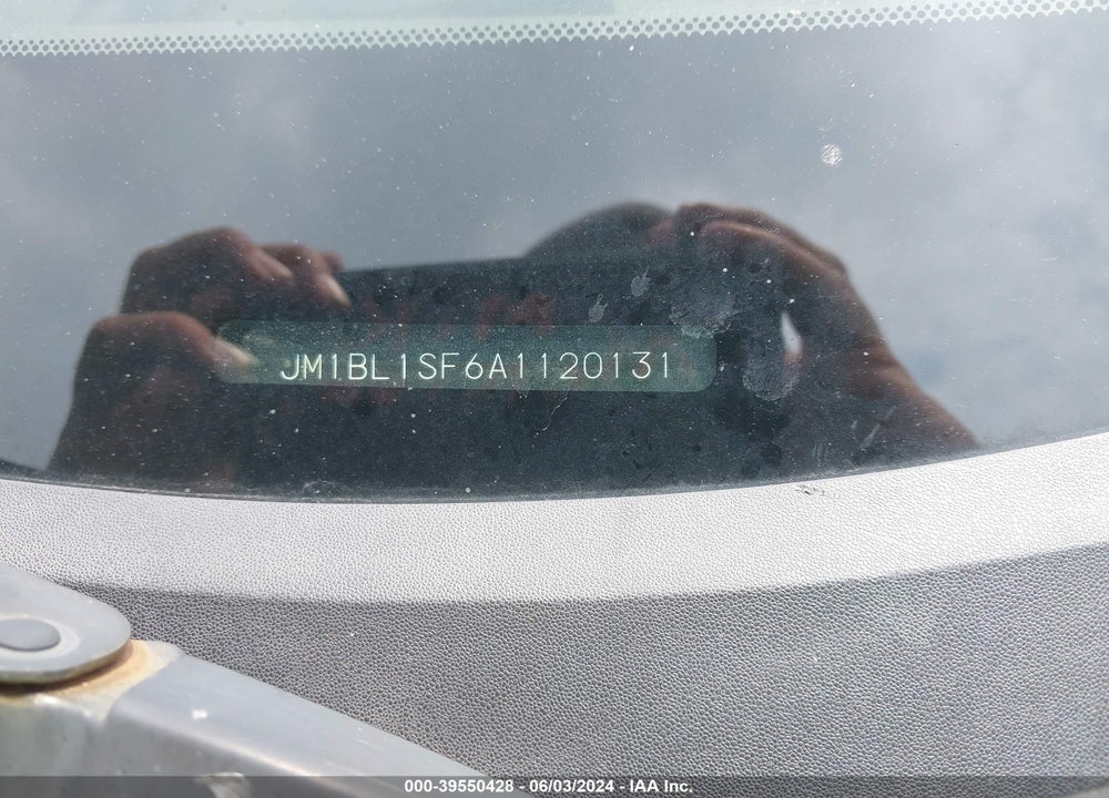 2010 MAZDA 3 I TOURING VIN: JM1BL1SF6A1120131