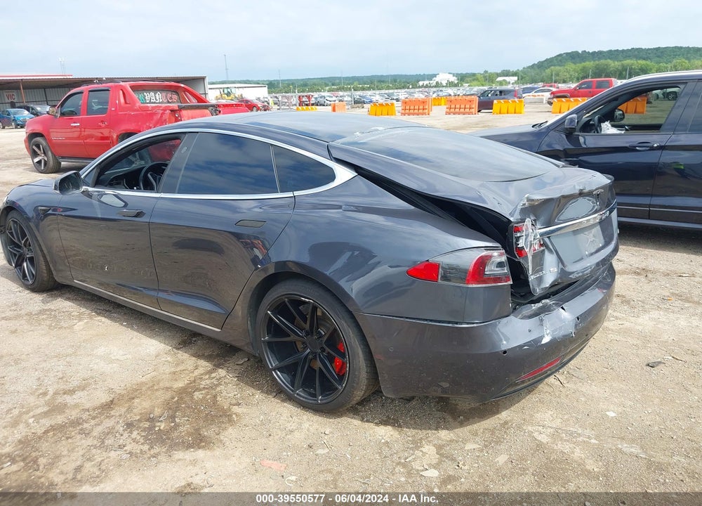2018 TESLA MODEL S 100D/75D/P100D VIN: 5YJSA1E42JF270308