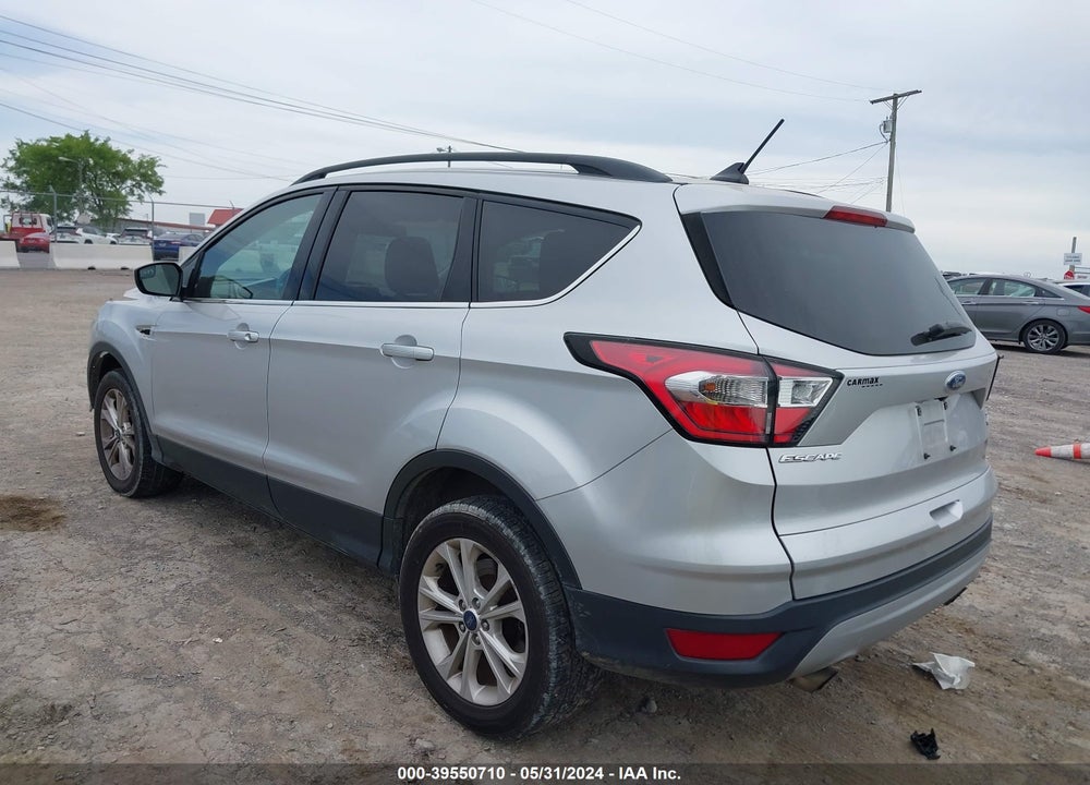 2018 FORD ESCAPE SE VIN: 1FMCU9GD7JUA15387